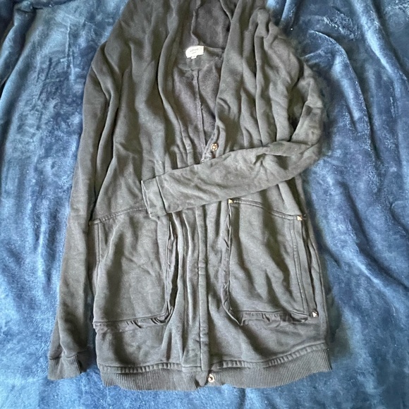 Wilfred Sweater - Picture 1 of 3